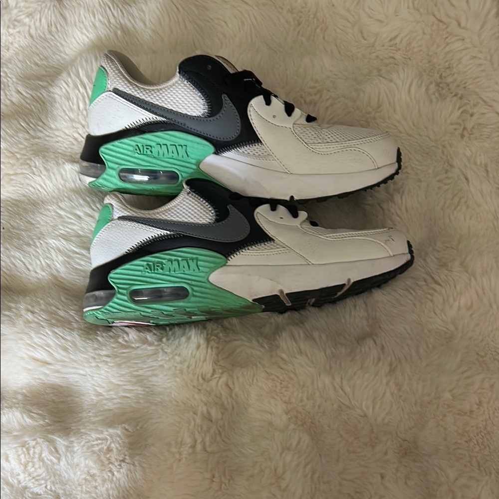 Nike Air Max Excee White and Green Sneakers size 8.5